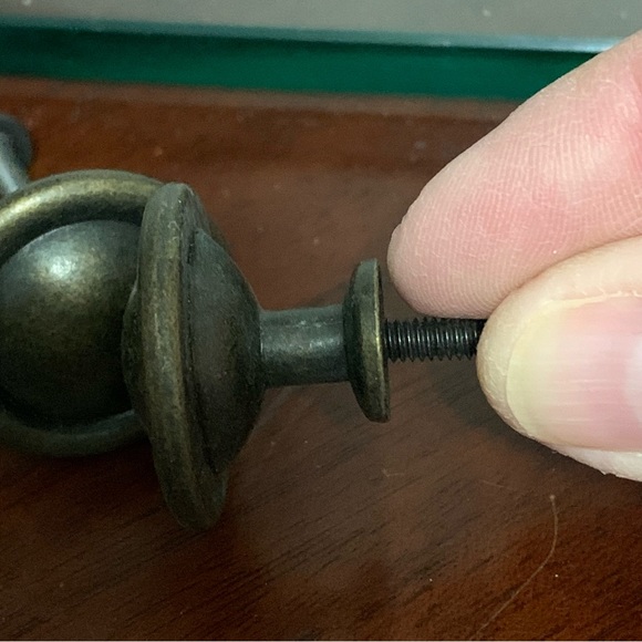 Set of 2 Metal Round Drawer Pulls - Picture 6 of 6